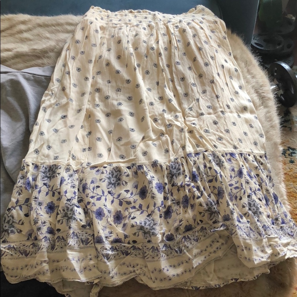 Midi skirt